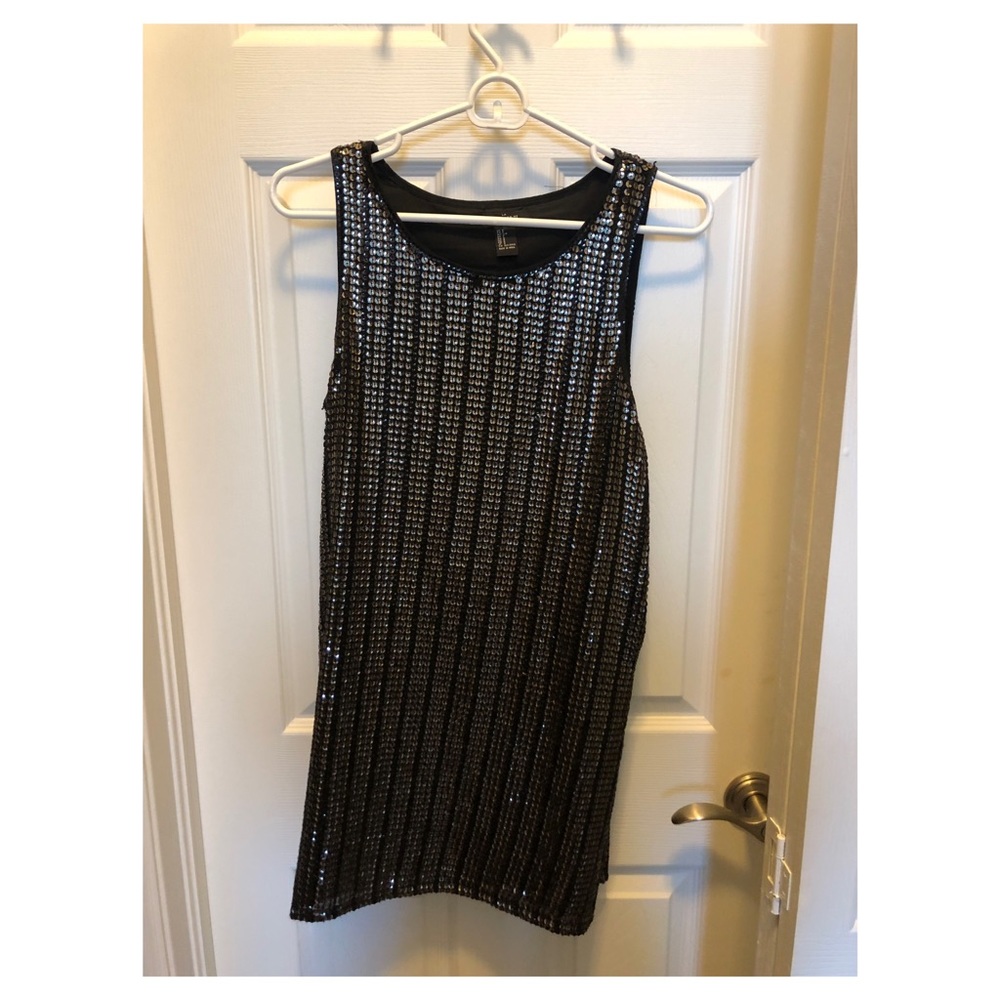 Sequins little black dress